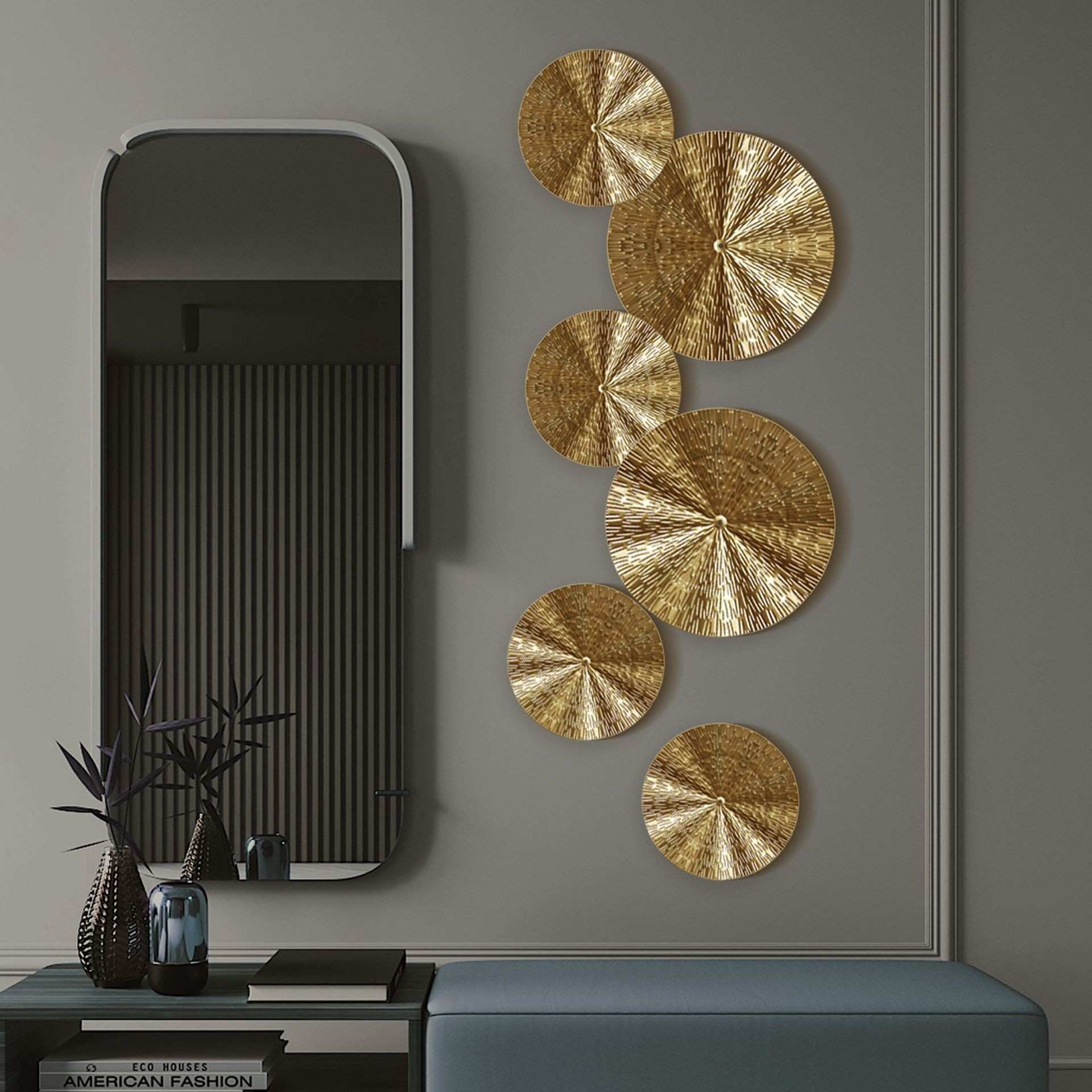 Luxury Gold Round Iron Wall Hanging - 1